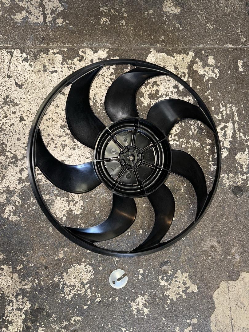 25952782 | GM- 10-17 Chevrolet Equinox Engine Fan Blade