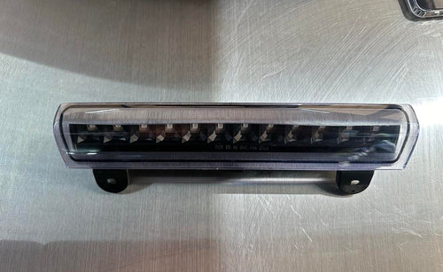 00-06 CHEVY SUBURBAN / TAHOE / GMC YUKON & XL BLACK 3RD BREAK LIGHT LED