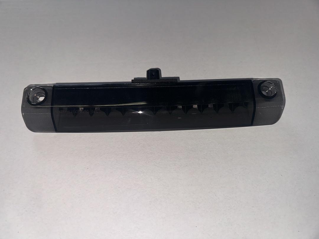 10-16 4RUNNER / 14-16 HIGHLANDER / 10-15 PRIUS / 12-16 PRIUS C / 12-16 PRIUS V / 11-16 SIENNA THIRD BRAKE LIGHT