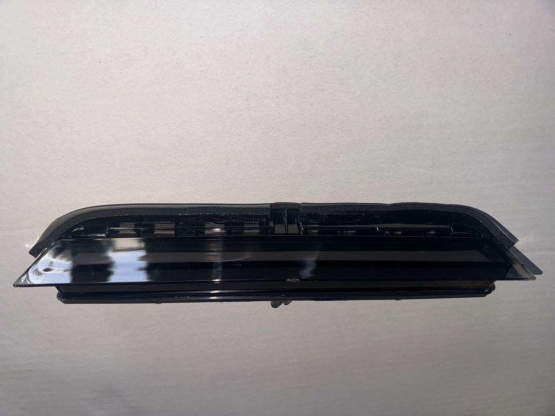 11-16 SCION TC THIRD BRAKE LIGHT