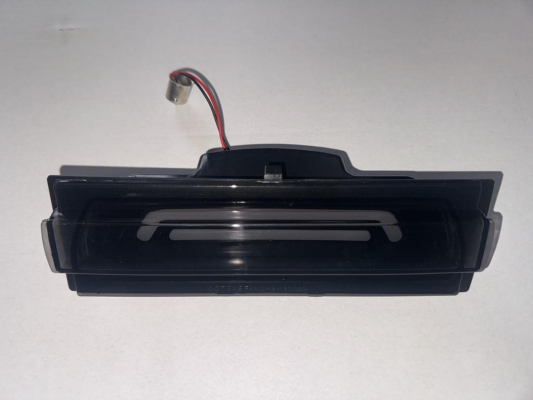 91-96 CHEVY CORVETTE THIRD BRAKE LIGHT