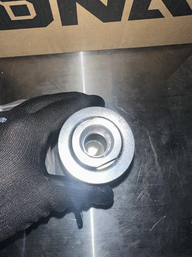 MICRONS ALUMINUM INLINE FUEL FILTER + BRACKET FOR AN6/AN8/AN10
