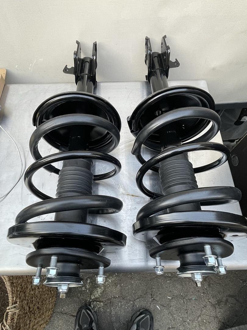 01-02 ACURA MDX , 03-08 HONDA PILOT FRONT LEFT AND RIGHT COIL SPRING