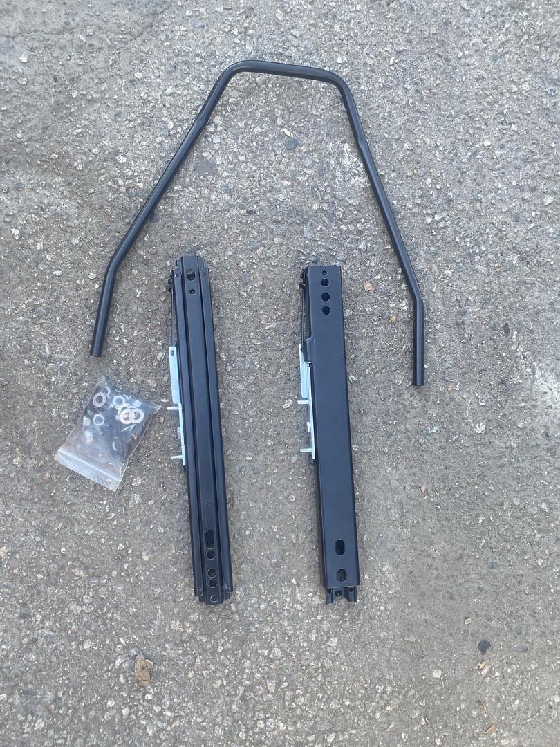 UNIVERSAL SEAT SLIDERS NRG STYLE