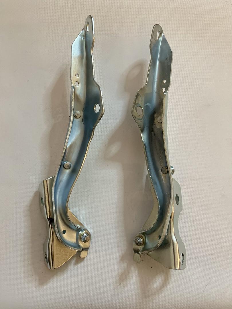 2012-2017 EXPEDITION PAIR OF LEFT AND RIGHT CHROME HOOD HINGES HINGE