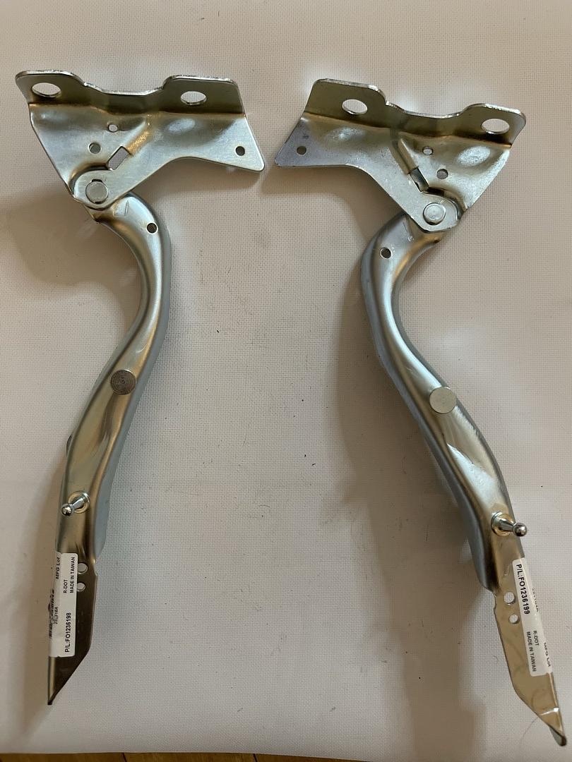 2012-2017 EXPEDITION PAIR OF LEFT AND RIGHT CHROME HOOD HINGES HINGE
