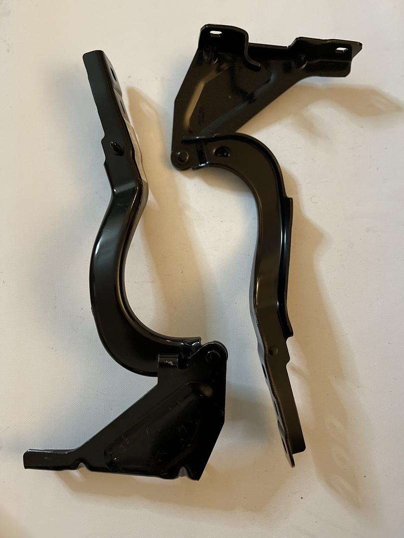 2014-2018 CHEROKEE LEFT AND RIGHT PAIR OF BLACK HOOD HINGES HINGE