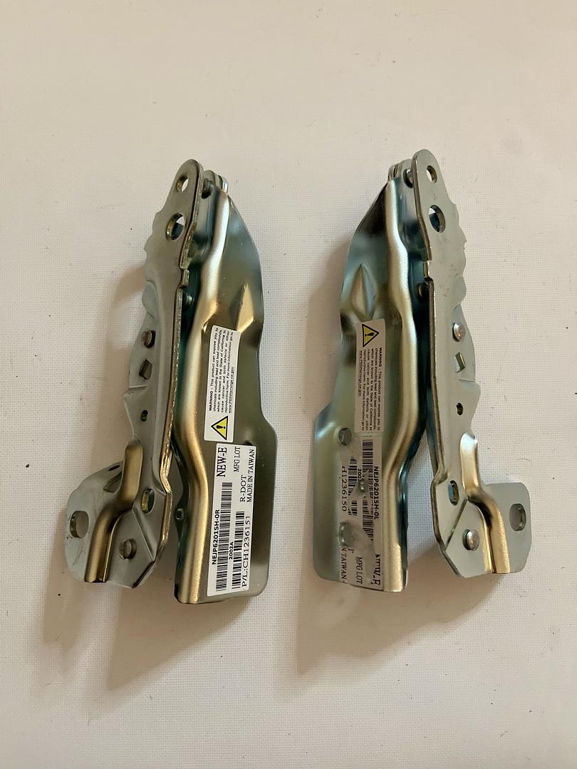 2011-2017 COMPASS PAIR LEFT AND RIGHT 2PCS CHROME HOOD HINGES HINGE