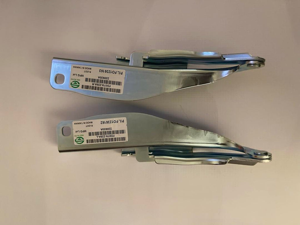 10-19 FORD TAURUS PAIR OF CHROME 2PCS HOOD HINGES