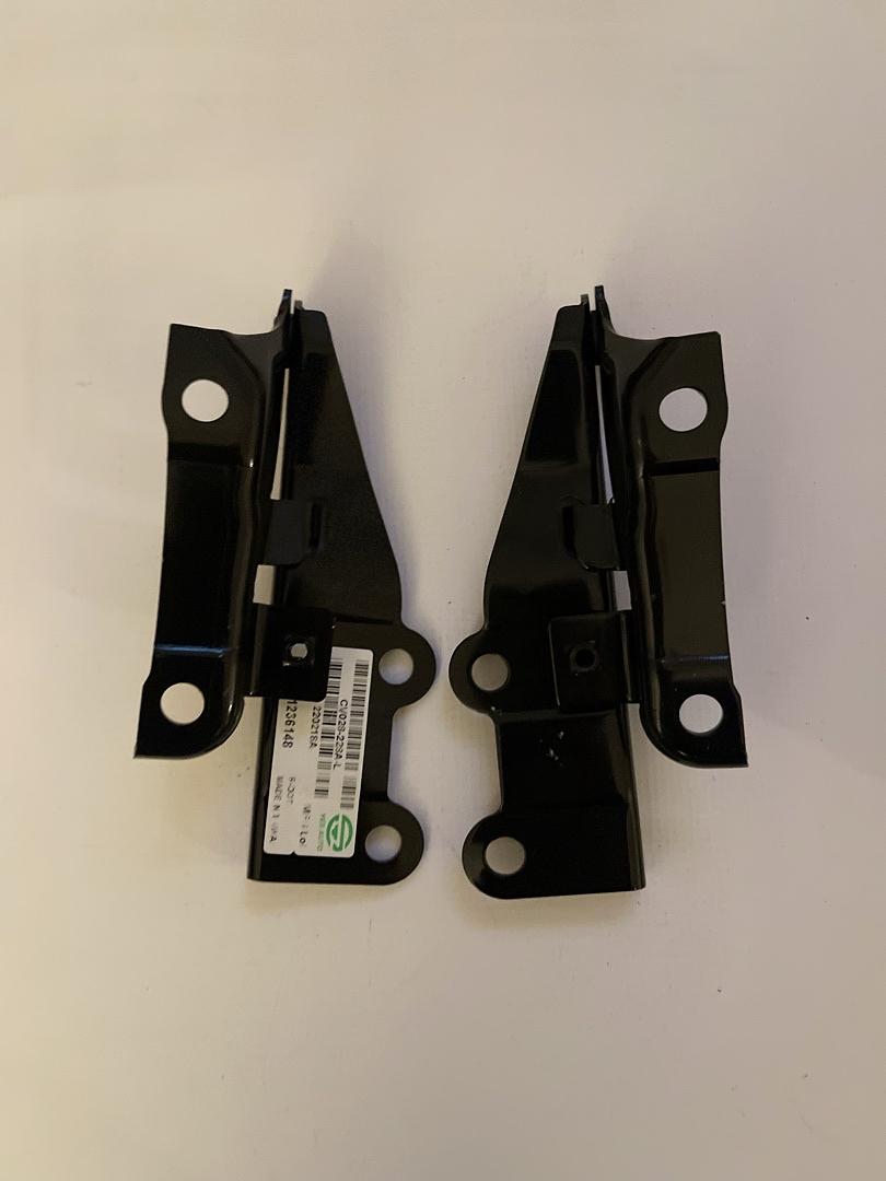04-12 CHEVY COLORADO PAIR OF HOOD HINGES 2PCS BLACK