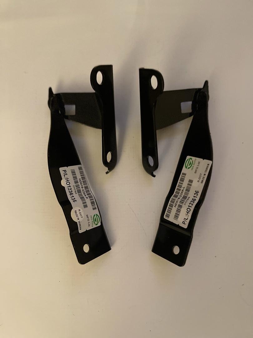 03-08 HONDA PILOT PAIR OF HOOD HINGES BLACK 2PCS