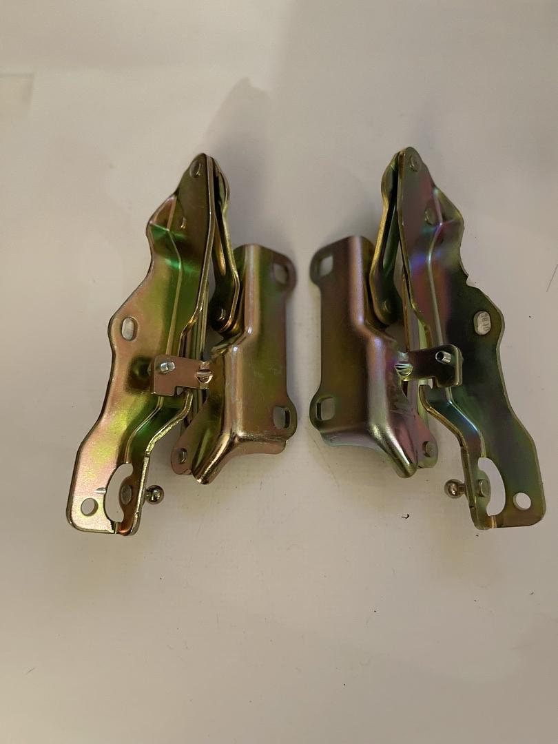 04-15 NISSAN TITAN ARMADA PAIR OF 2 PCS HOOD HINGES