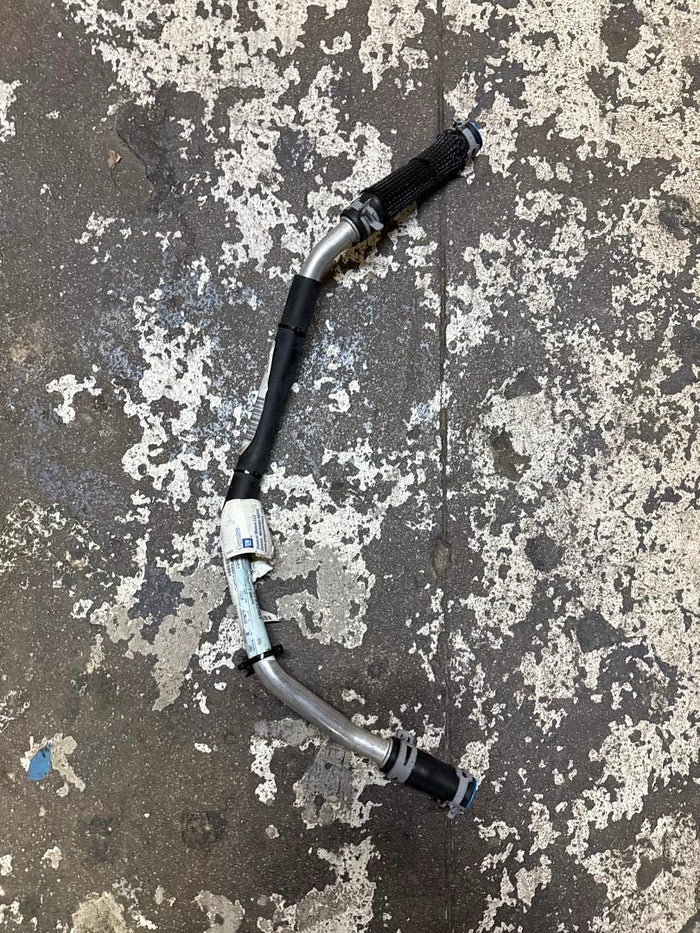 22913984 | 09-17 checy traverse gmc acadia buick enclave Power Steering Reservoir Line Hose - GM ()