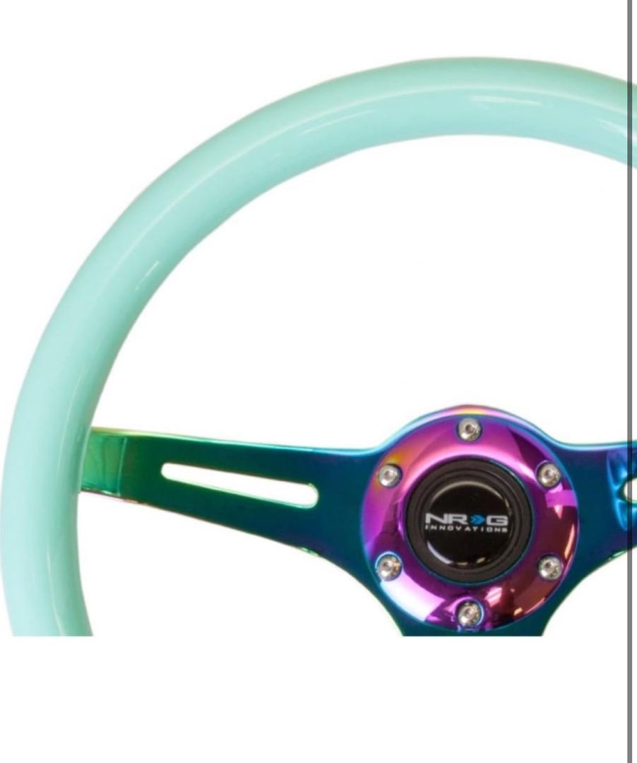 CLASSIC WOOD GRAIN STEERING WHEEL - 350MM, 6X70MM, 3 NEOCHROME SPOKES - MINTY FRESH COLOR