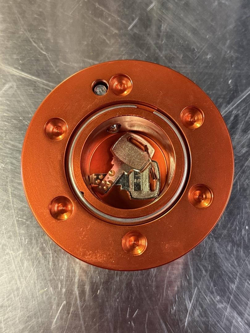 6-HOLES PATTERNS STYLE STEERING WHEEL QUICK RELEASE SHORT HUB ADAPTER WITH MOUNTING BOLTS, ORANGE BODY