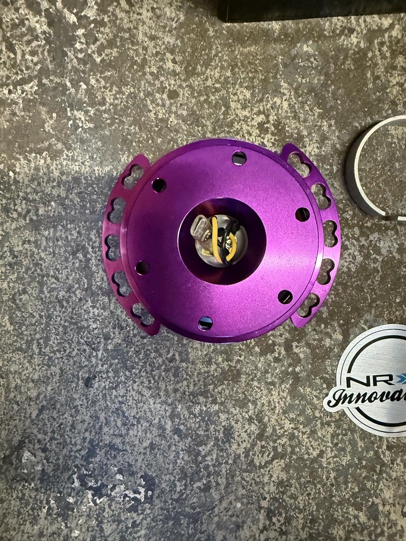 NRG INNOVATIONS GEN 2.0 STEERING WHEEL QUICK RELEASE KIT ADAPTER PURPLE BODY/PURPLE HEART CUTOUT RING 6X70MM & 6X74MM BOLT PATTERN