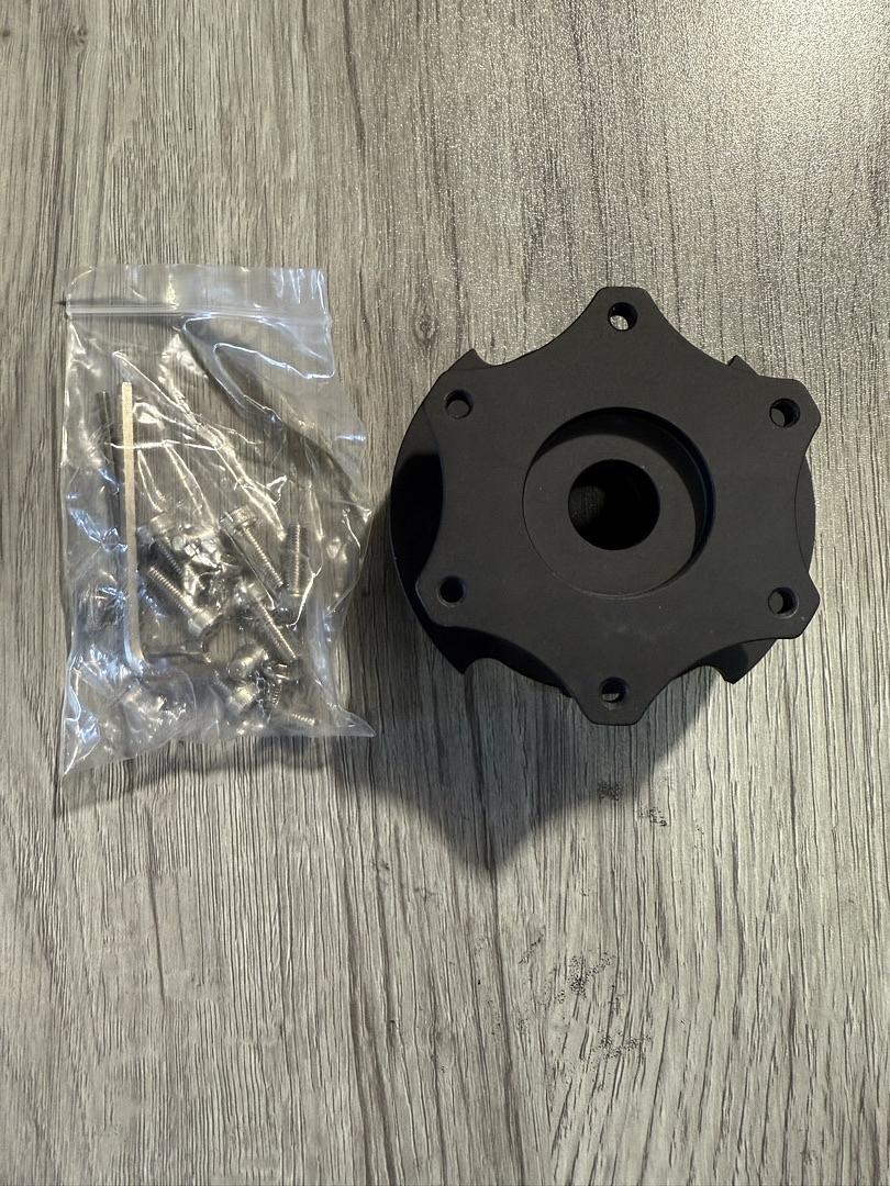 SFI 42.1/6- BOLT STEERING WHEEL QUICK RELEASE ADAPTER, MATTE BLACK