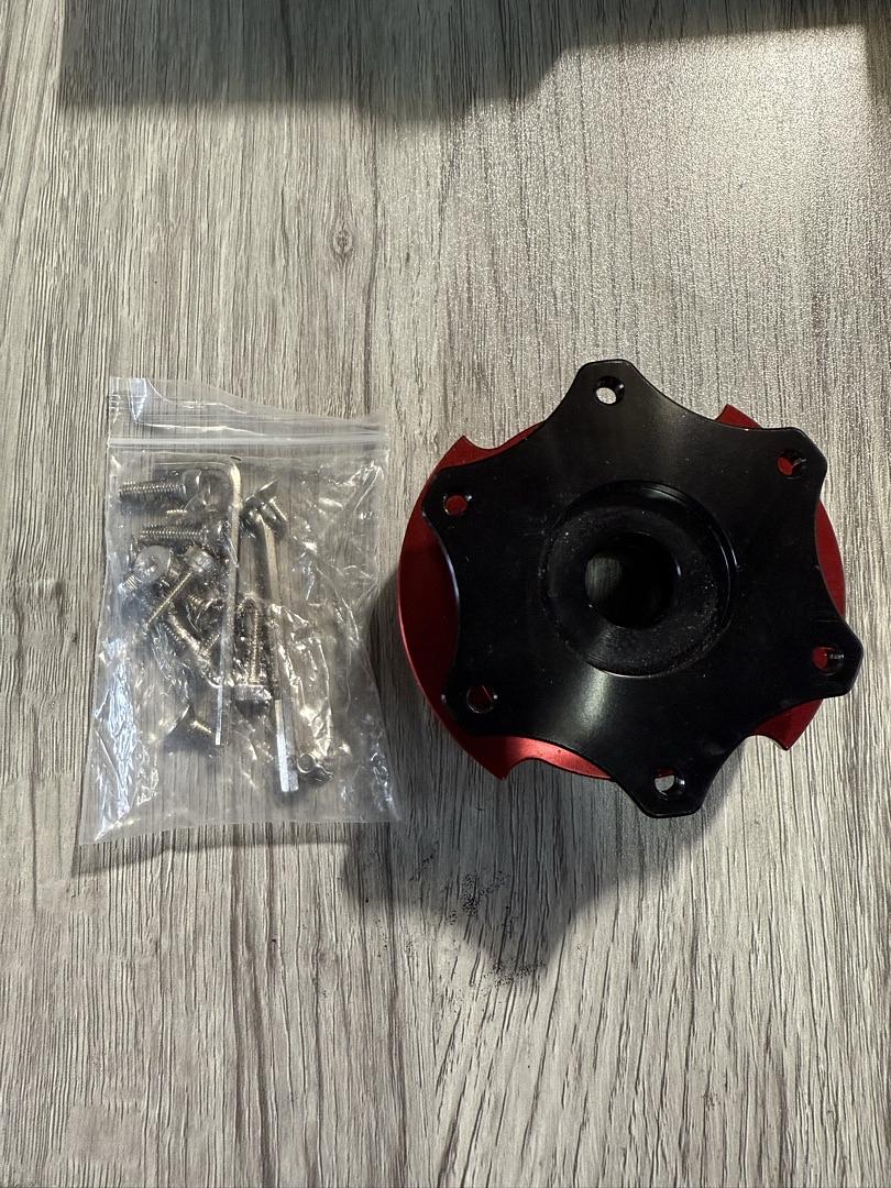 SFI 42.1/6- BOLT STEERING WHEEL QUICK RELEASE ADAPTER, BLACK QUICK RELEASE/RED RING