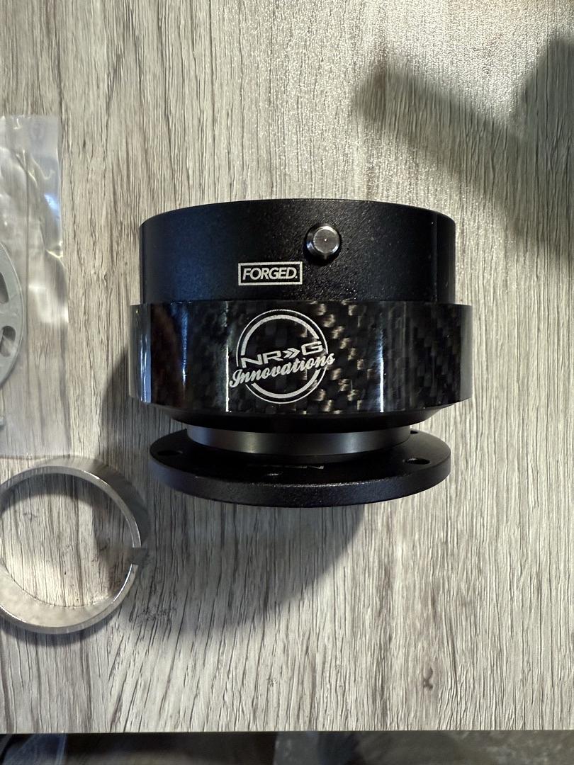 NRG GEN 2.0 QUICK RELEASE HUB STEERING WHEEL HUB REAL CARBON FIBER