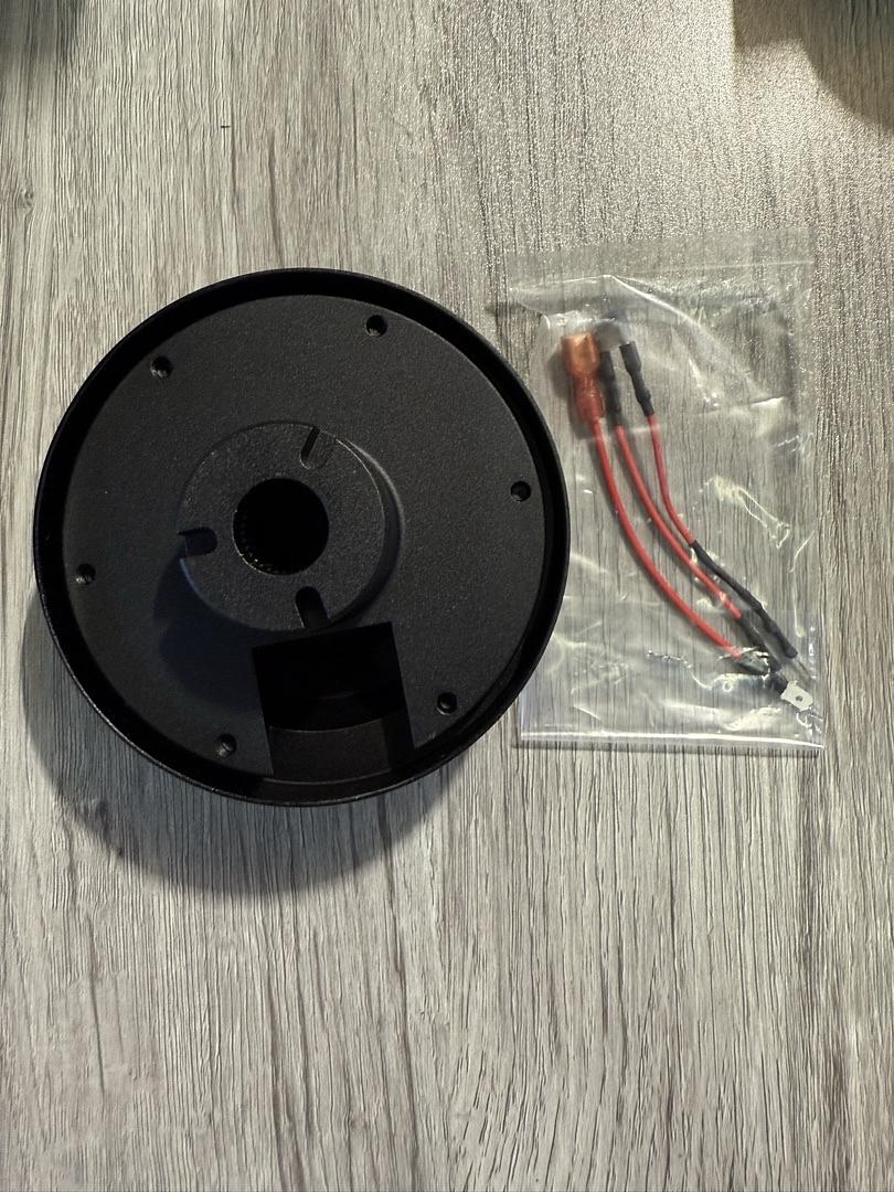 RACING STYLE, STEERING WHEEL QUICK RELEASE SHORT HUB ADAPTER, 6 X 70MM BOLT PATTERN, BLACK BODY NRG INNOVATIONS