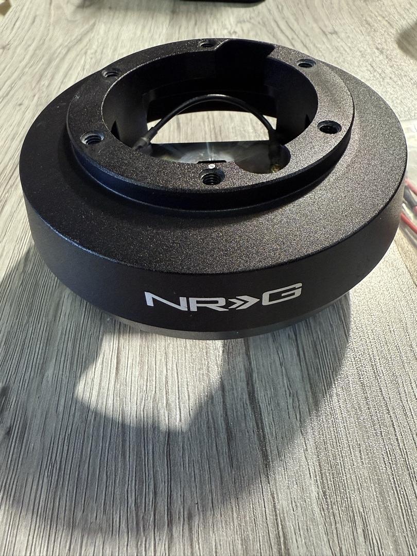 NRG INNOVATIONS SHORT HUB STEERING WHEEL ADAPTER 6-BOLT ALUMINUM STEERING WHEEL QUICK RELEASE HUB ADAPTE