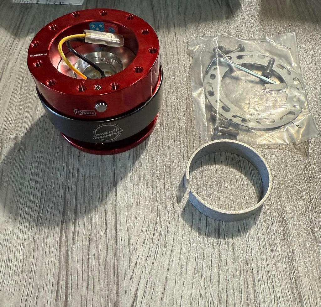 UNIVERSAL QUICK RELEASE KIT 2.0 GEN RED / TITANIUM CHROME RING