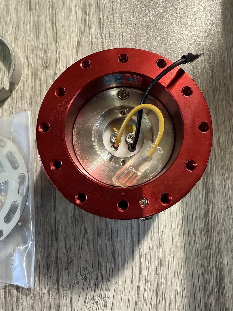 NRG STEERING WHEEL QUICK RELEASE KIT GEN 2.0 RED UNIVERSAL