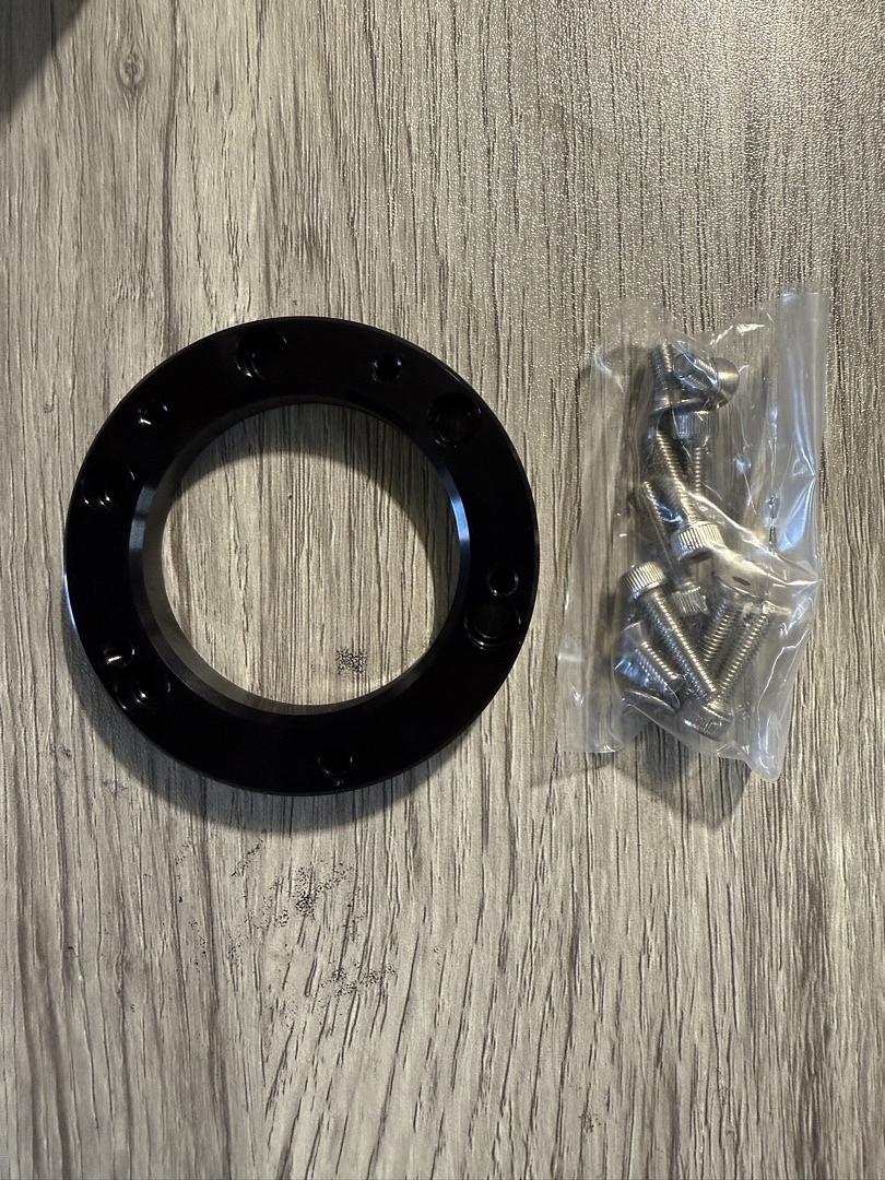 ALUMINUM STEERING WHEEL 5-BOLT STEERING ADAPTER,6 X 70MM BOLT PATTERN,ANODIZED BLACK