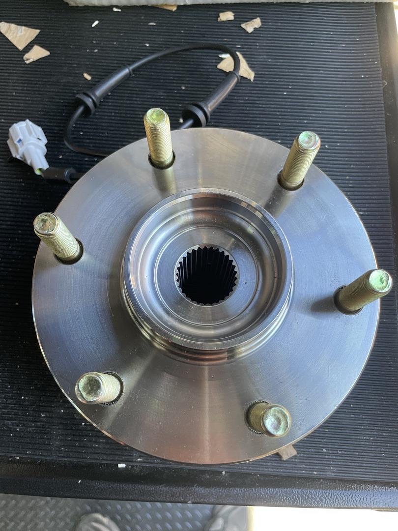 04-07 QX57 , TITAN / 05-07 ARMADA / 04 PATHFINDER FRONT WHEEL BEARING HUB