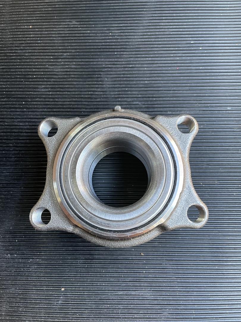 04-06 INFINITI G35 4WD FRONT WHEEL BEARING