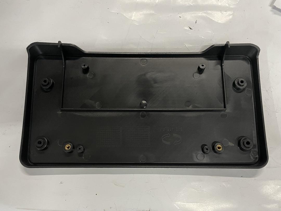 14-21 BMW 228I 230I XDRIVE 2 SERIES F22/F23 FRONT LICENSED PLATE MOUNTING BRACKET