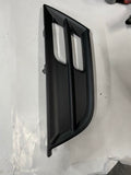 15–17 CHRYSLER 200 W/O ADAPTIVE CRUISE FRONT PASSENGER SIDE FOG LIGHT BEZEL