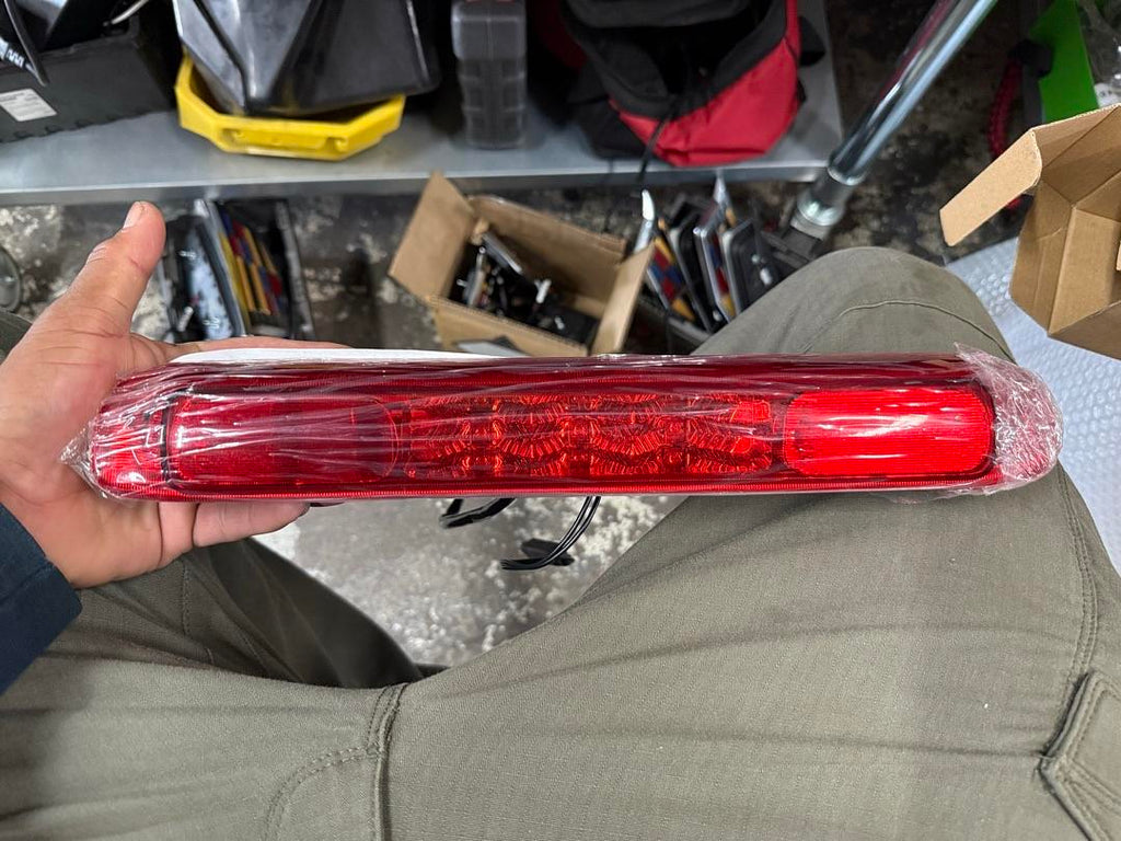 99-06 CHEVY SILVERADO GMC SIERRA RED LED THIRD BRAKE LIGHT