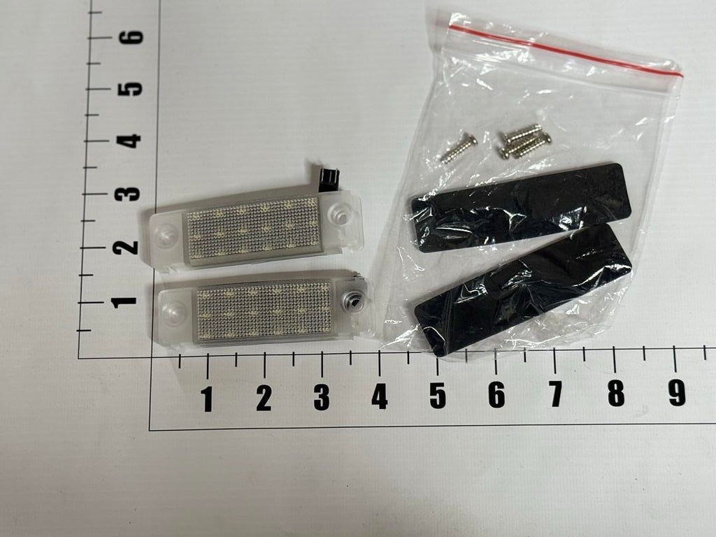 96-22 TOYOTA 4RUNNER 97-02 SIENNA WHITE LED LICENSE PLATE LIGHTS
