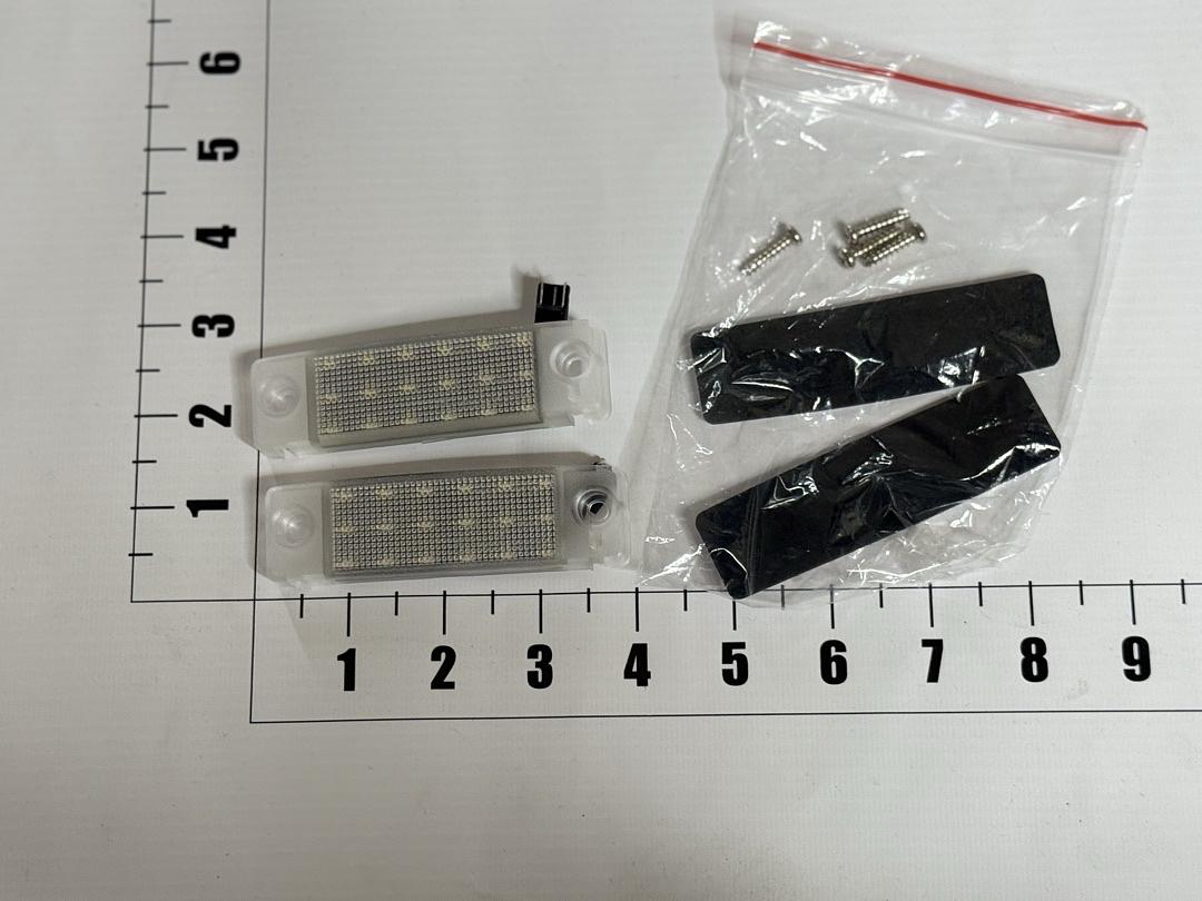 96-22 TOYOTA 4RUNNER 97-02 SIENNA WHITE LED LICENSE PLATE LIGHTS