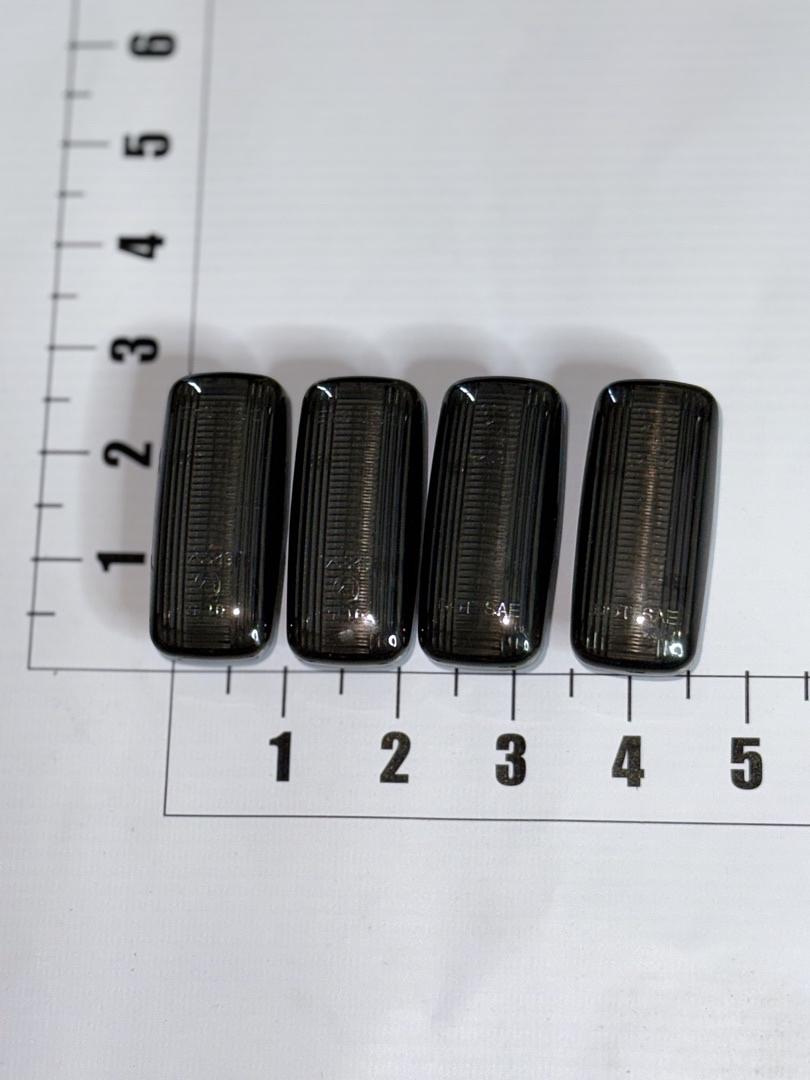 SML RAM010HDGLED VS