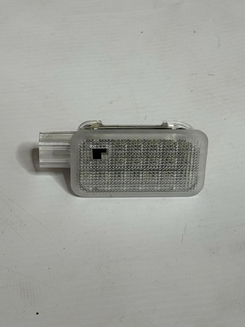 LCARGO WRX08LED VS