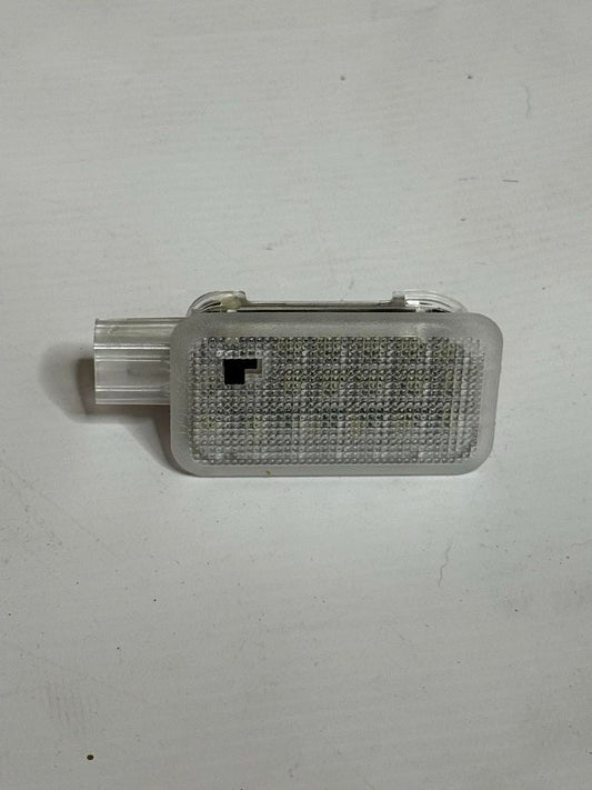 LCARGO WRX08LED VS