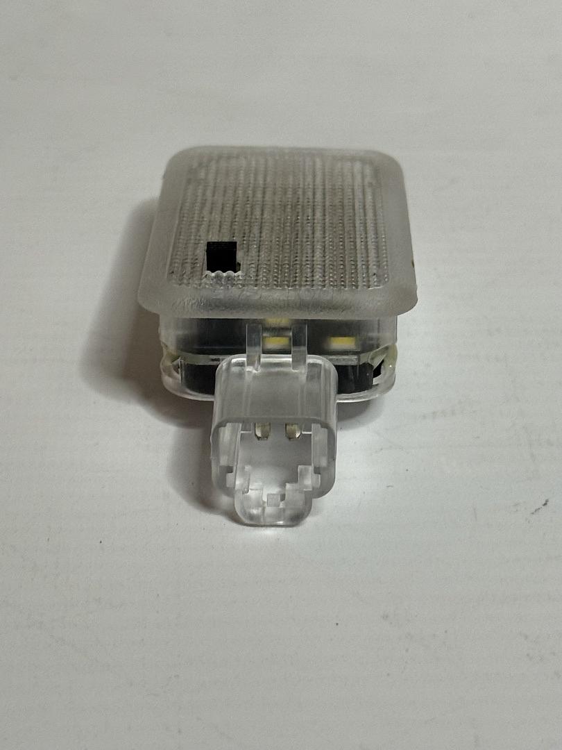 LCARGO WRX08LED VS