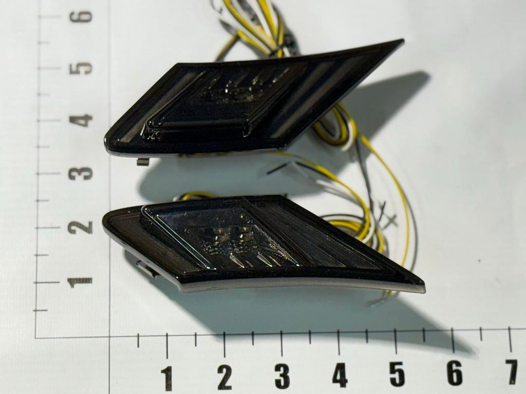 SML FRS132PGLED VS