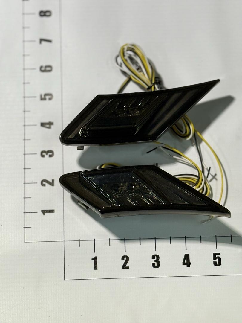 SML FRS132PGLED VS