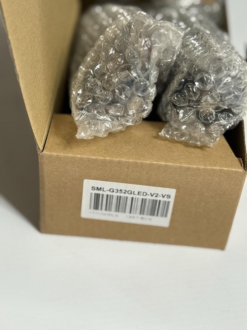 SML G352GLED V2 VS