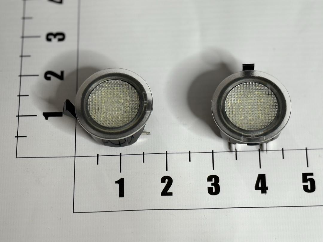 ML TUN07GLED4P VS