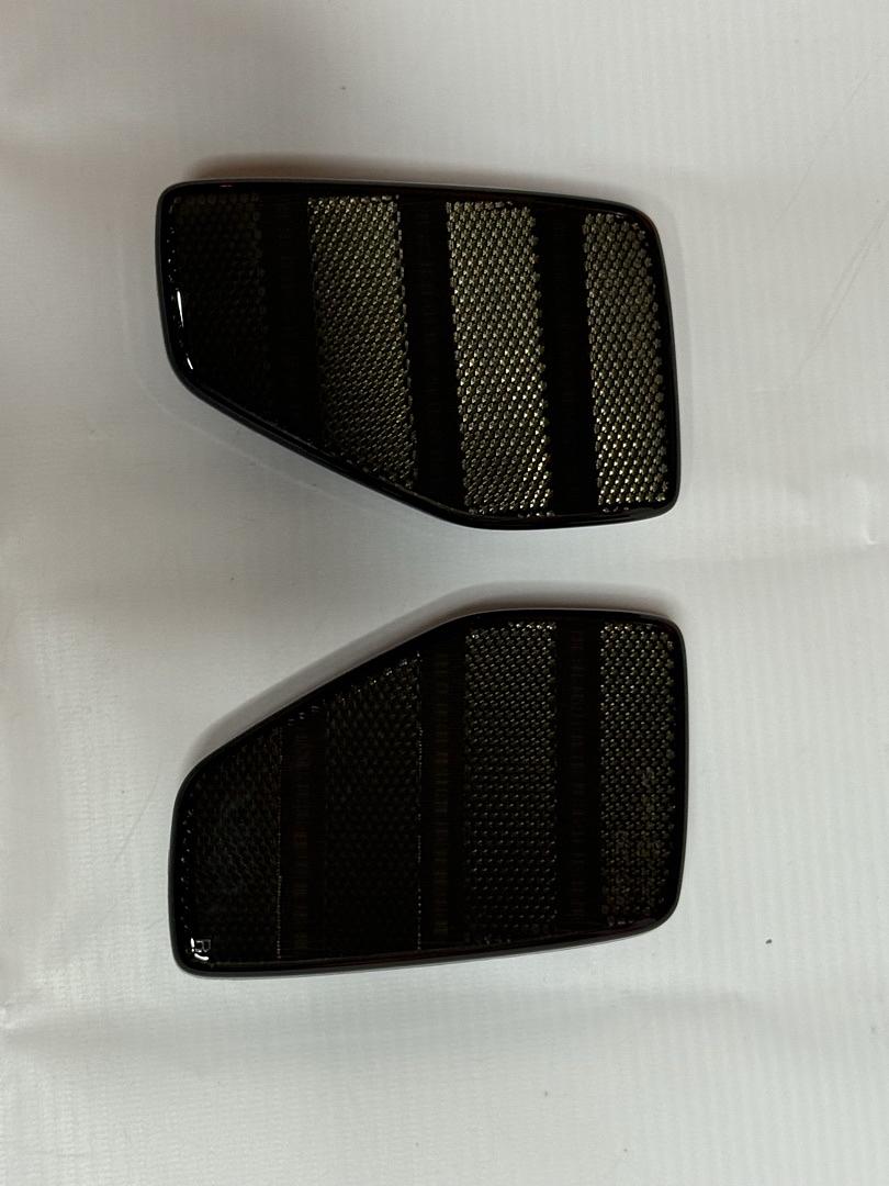 SML H306GLED VS
