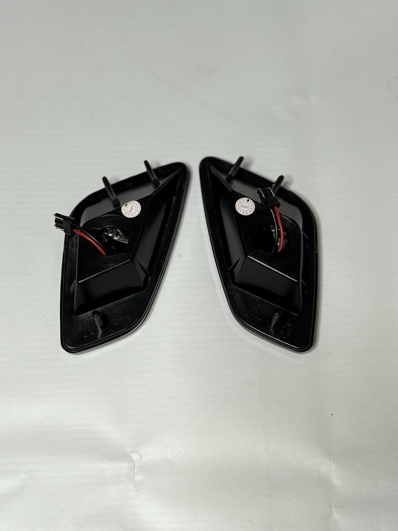 SML WRG97GLED VS