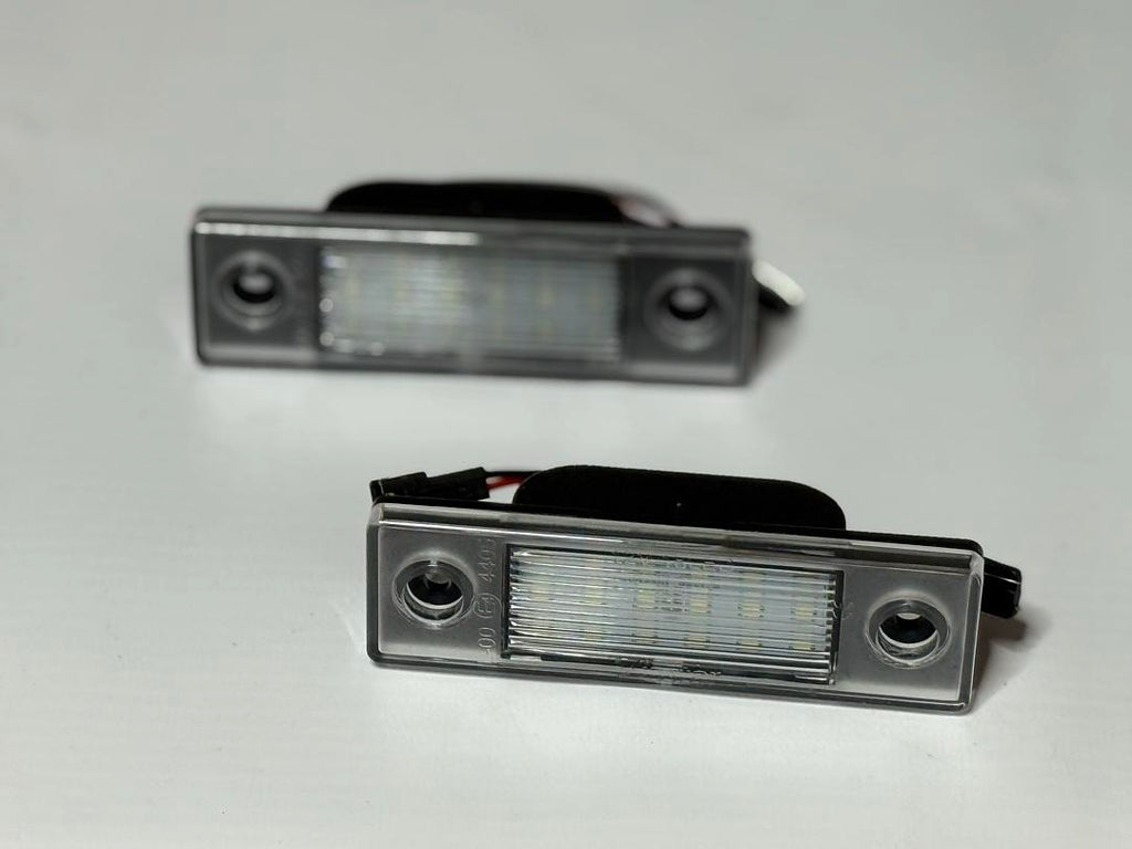 LPL CRU11LED VS