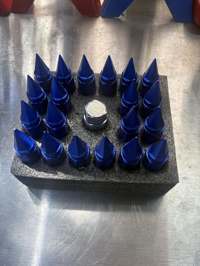 M12 X 1.5MM 20 PCS SPIKY ALUMINUM LUG NUTS UNIVERSAL BLUE
