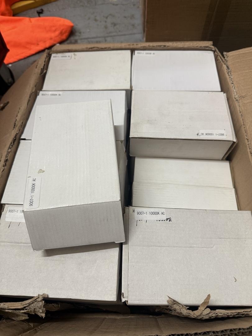 CASE OF 40 PAIRS OF 9007 10000K HID BULBS ONLY