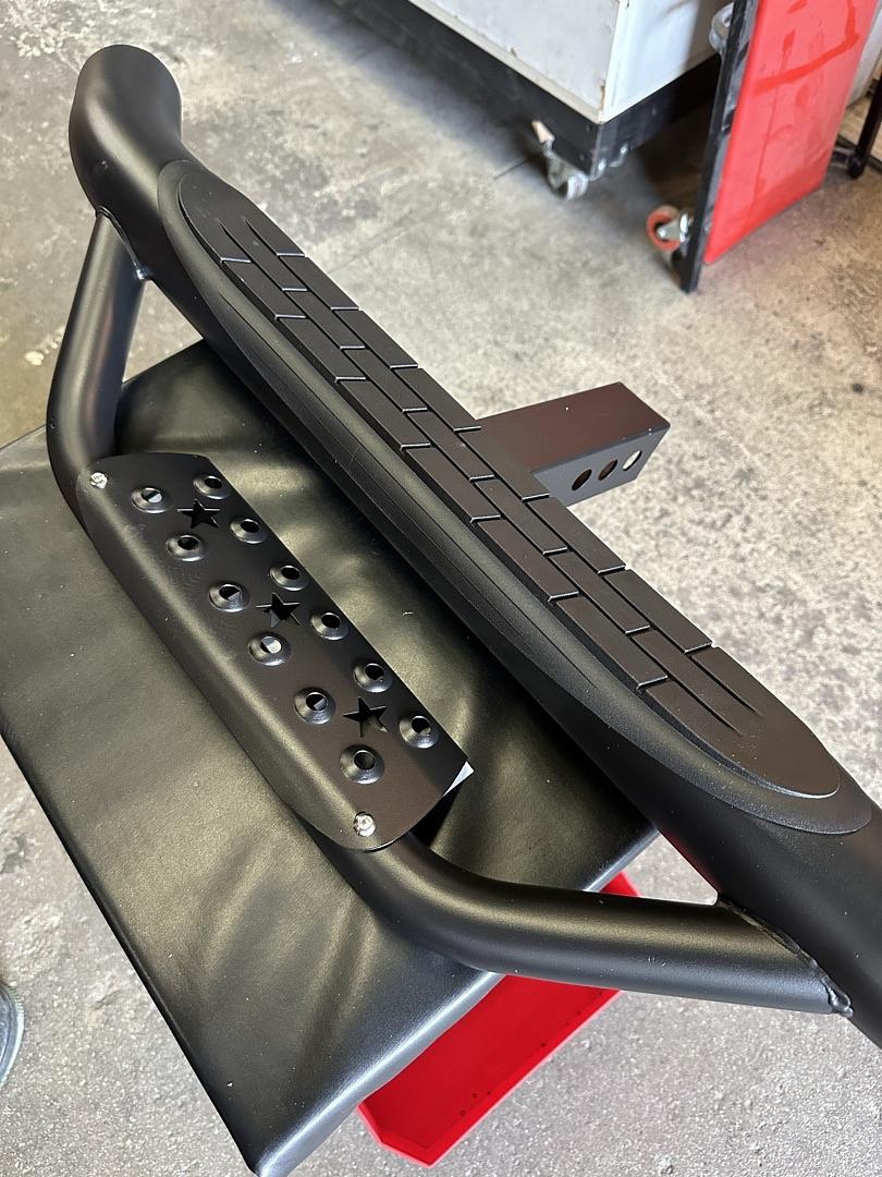 UNIVERSAL TRAILER TRUCK TOWING HITCH STEP BAR 36"WIDE X 4"OD 2"RECEIVER,BLACK