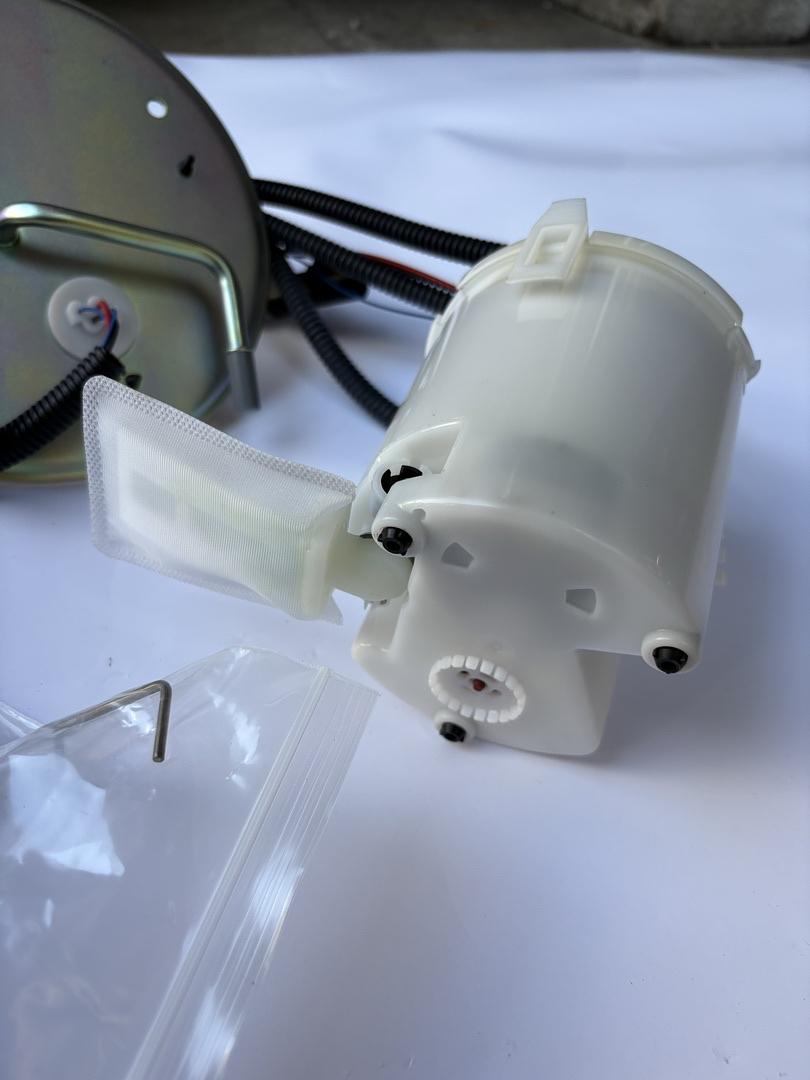 99-04 Ford F250 F350 F450 F550 Super Duty Fuel Pump Module